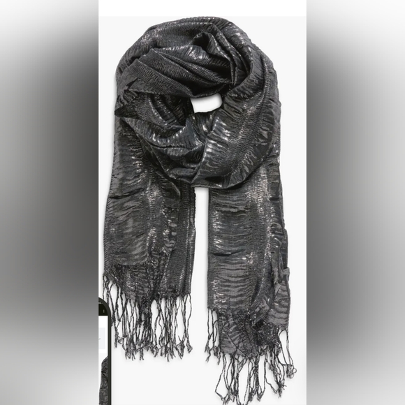 Tasha metallic fringed scarf - Picture 2 of 4